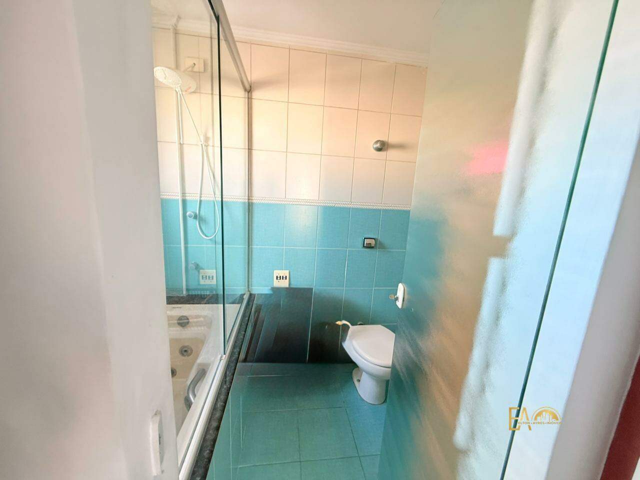 Apartamento à venda no Embaré: 