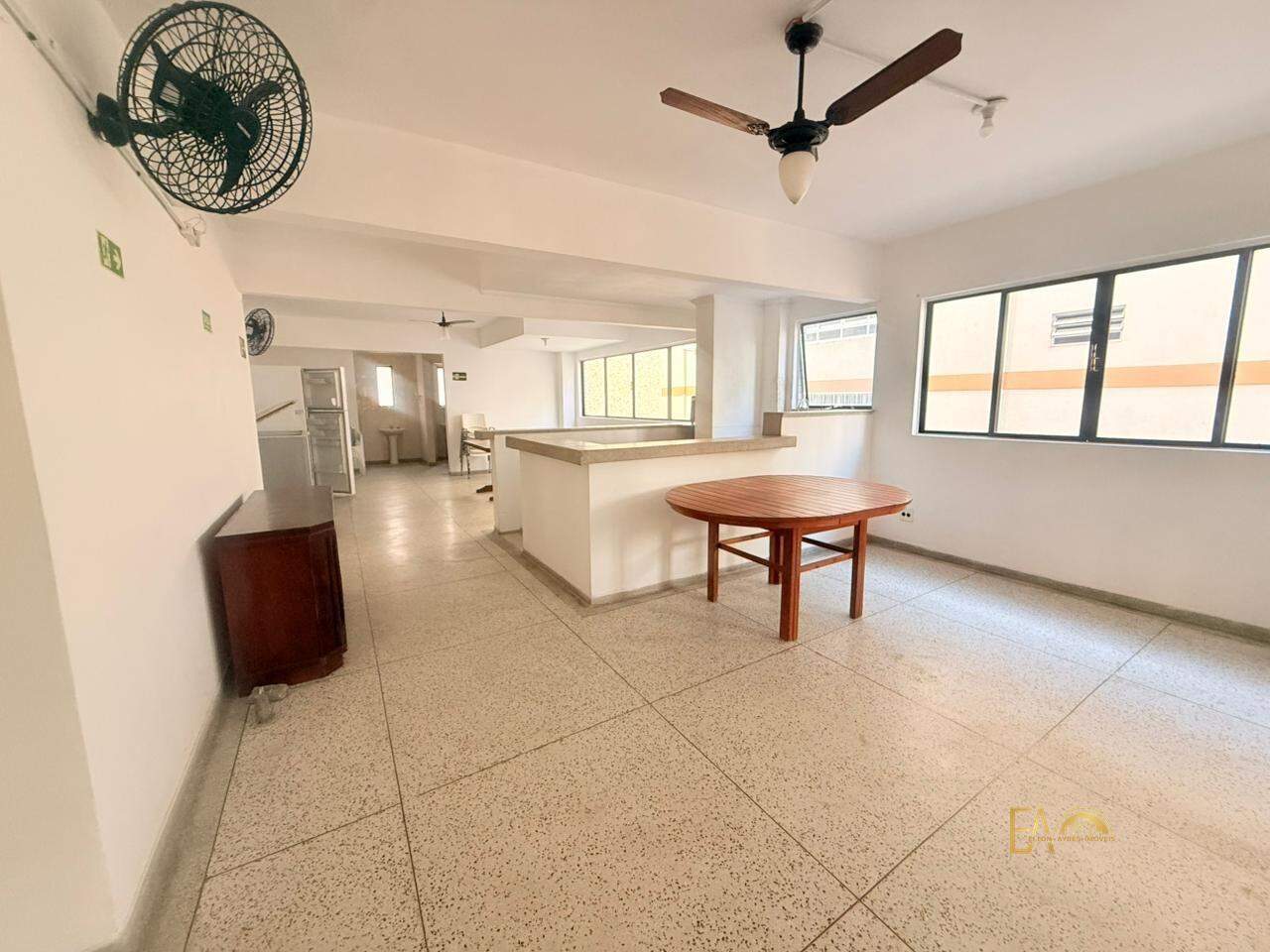 Apartamento à venda no Embaré: 
