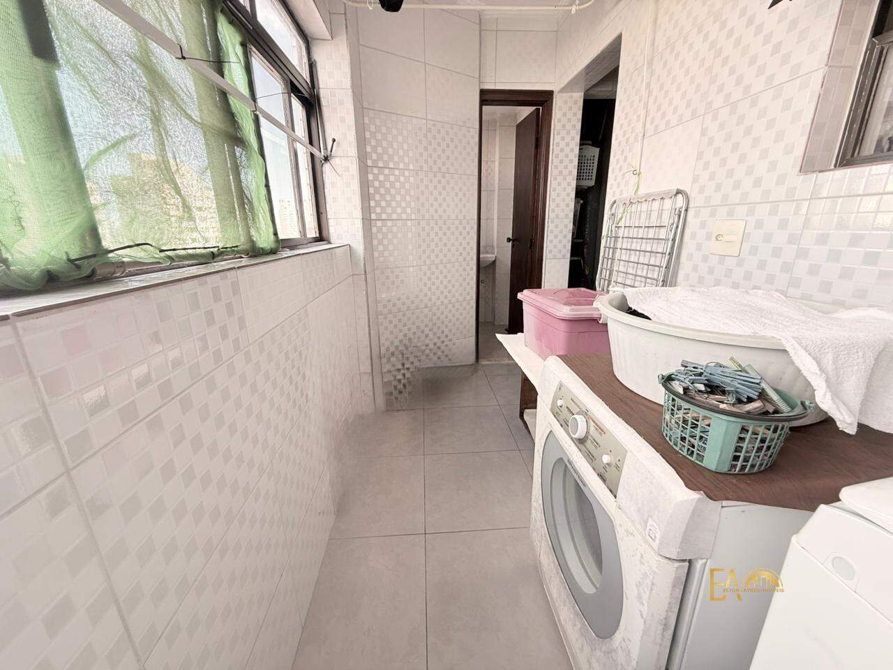Apartamento à venda no Embaré: 