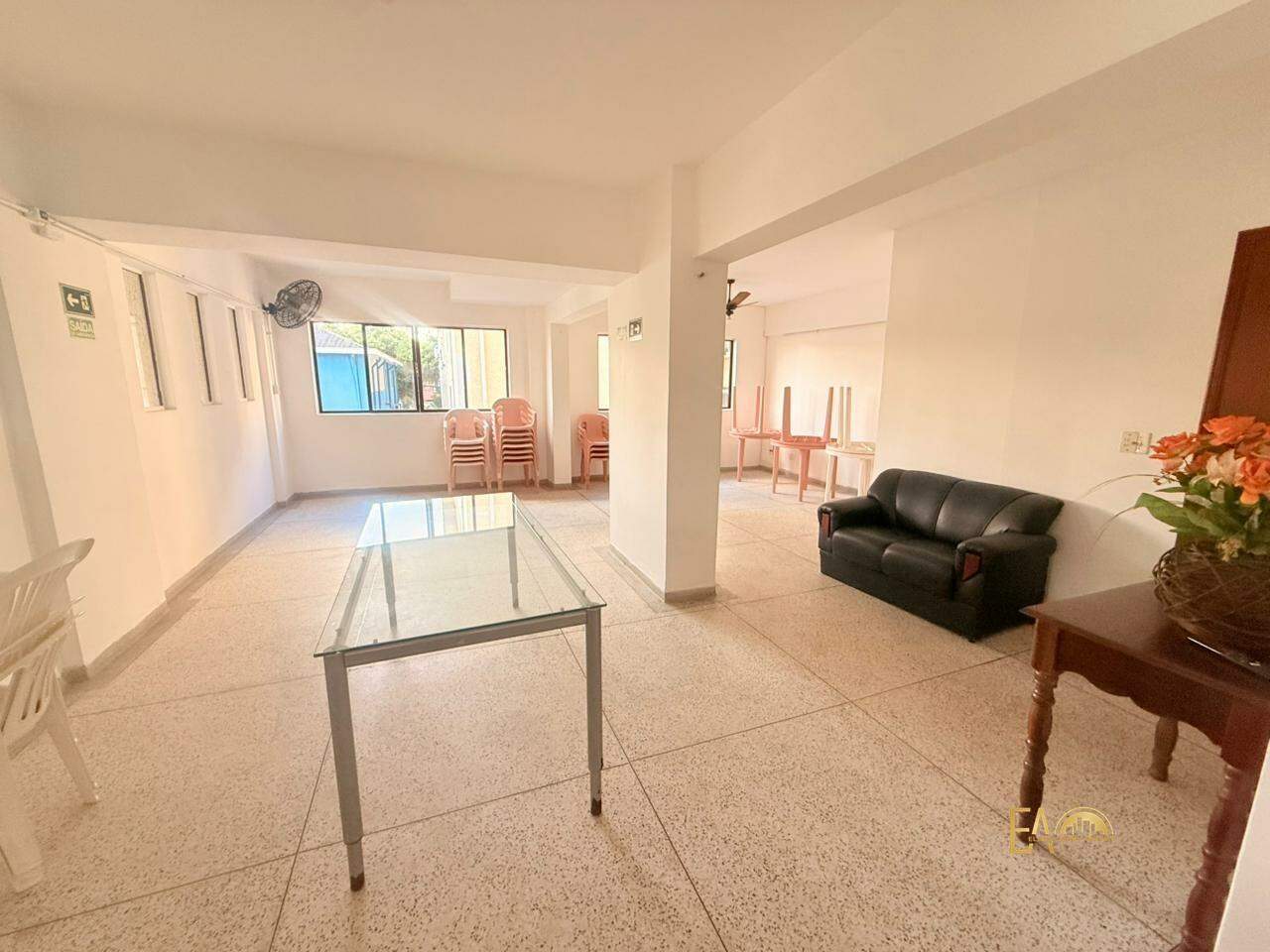 Apartamento à venda no Embaré: 