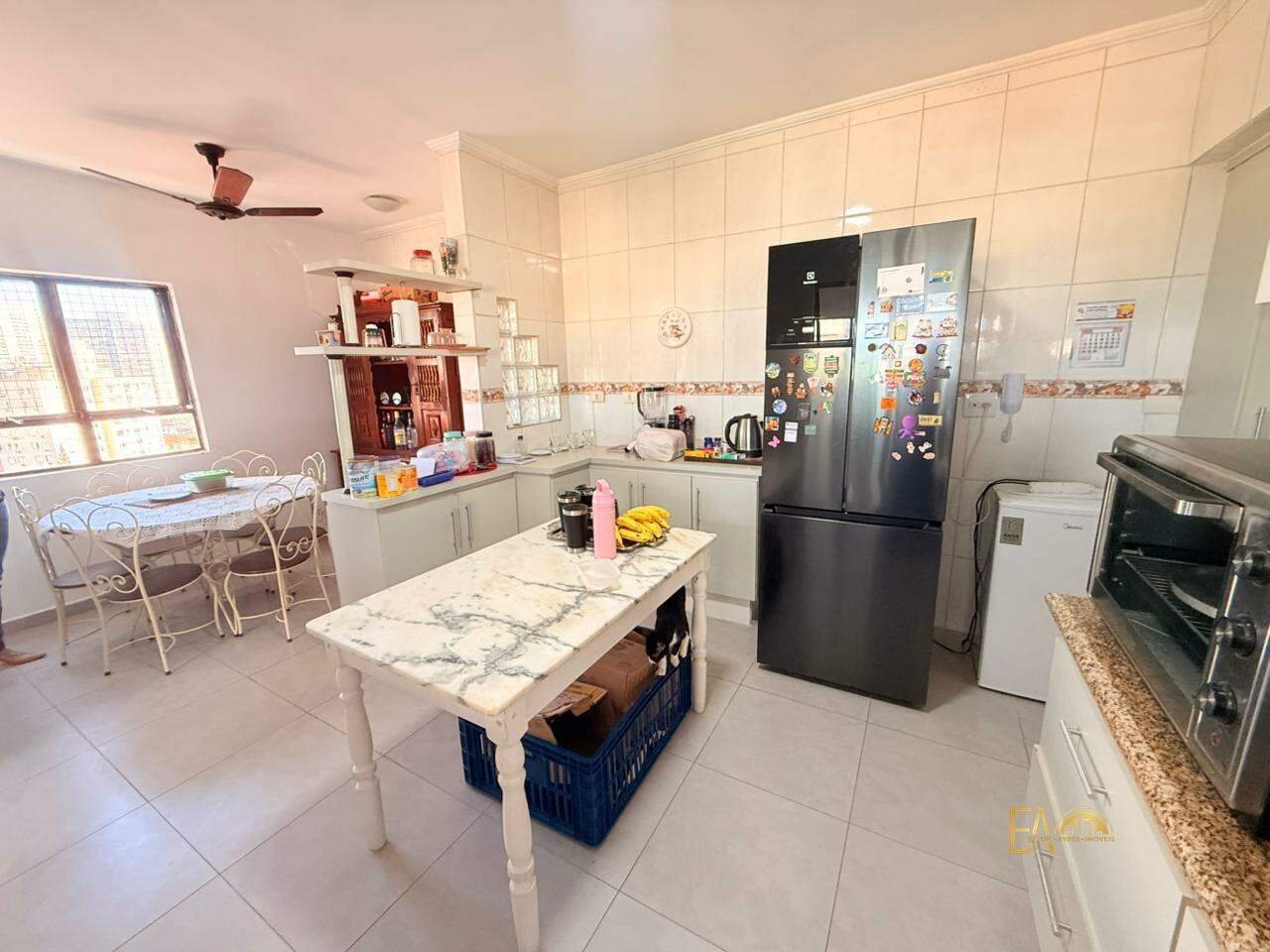 Apartamento à venda no Embaré: 