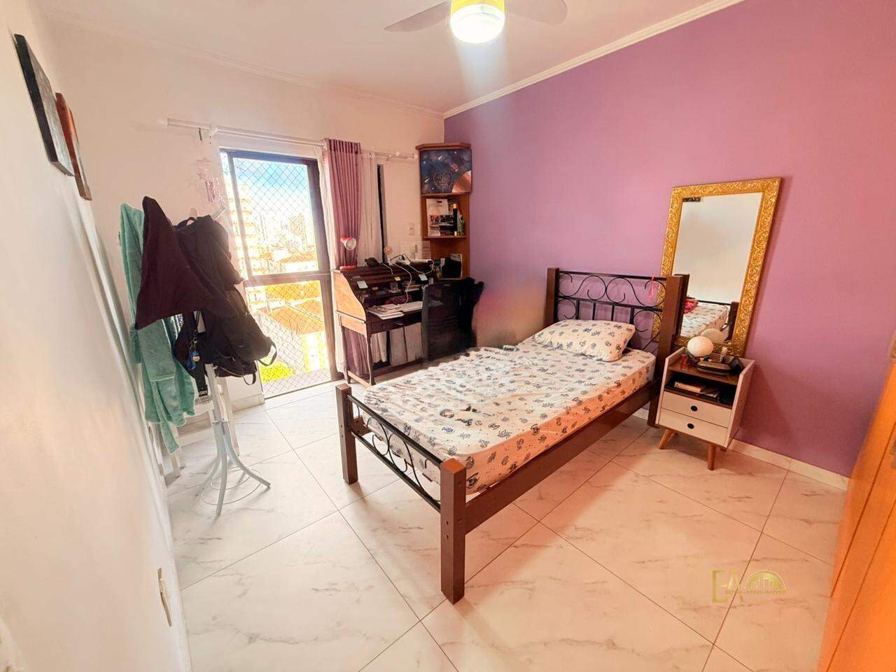 Apartamento à venda no Embaré: 