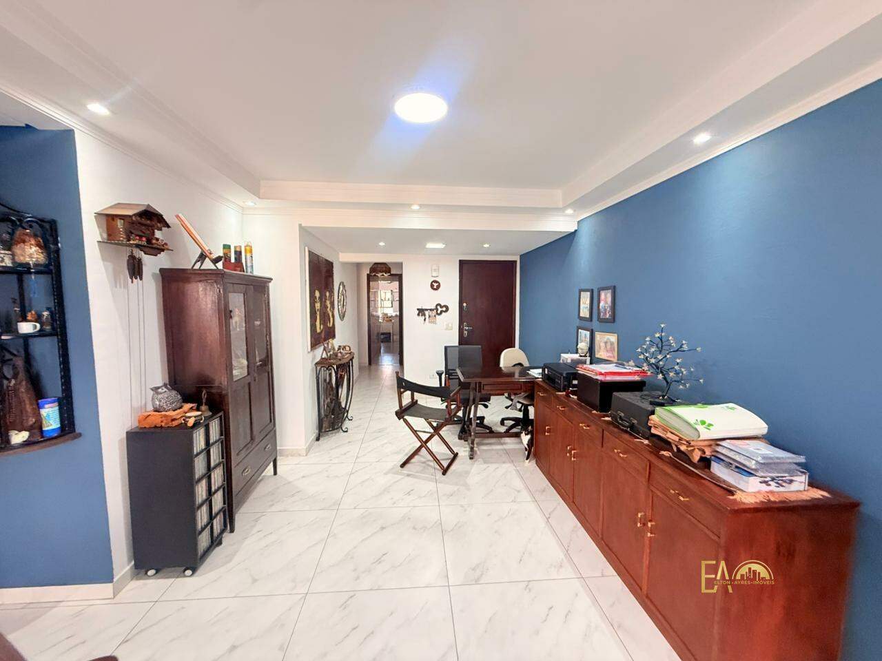 Apartamento à venda no Embaré: 