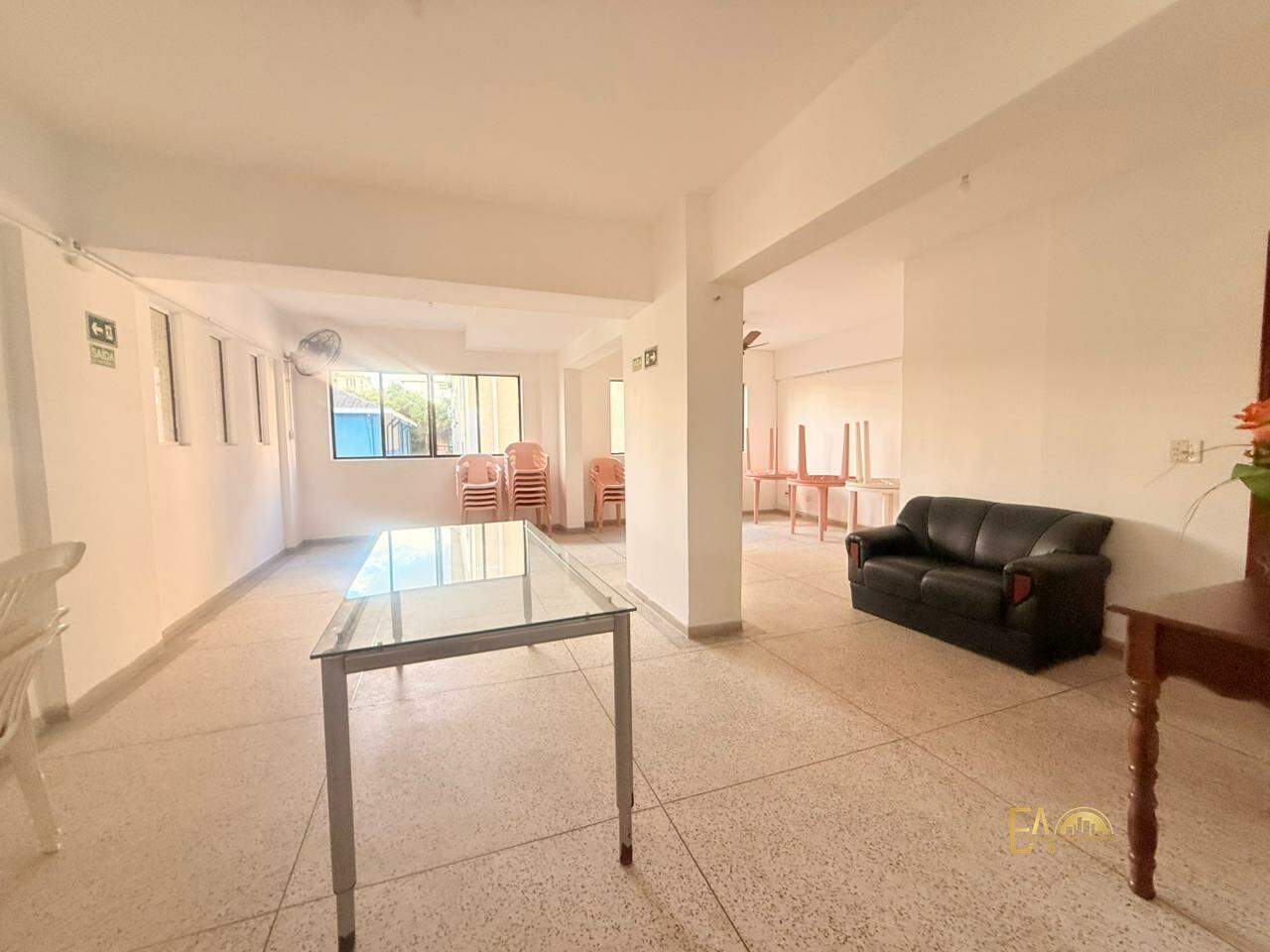 Apartamento à venda no Embaré: 
