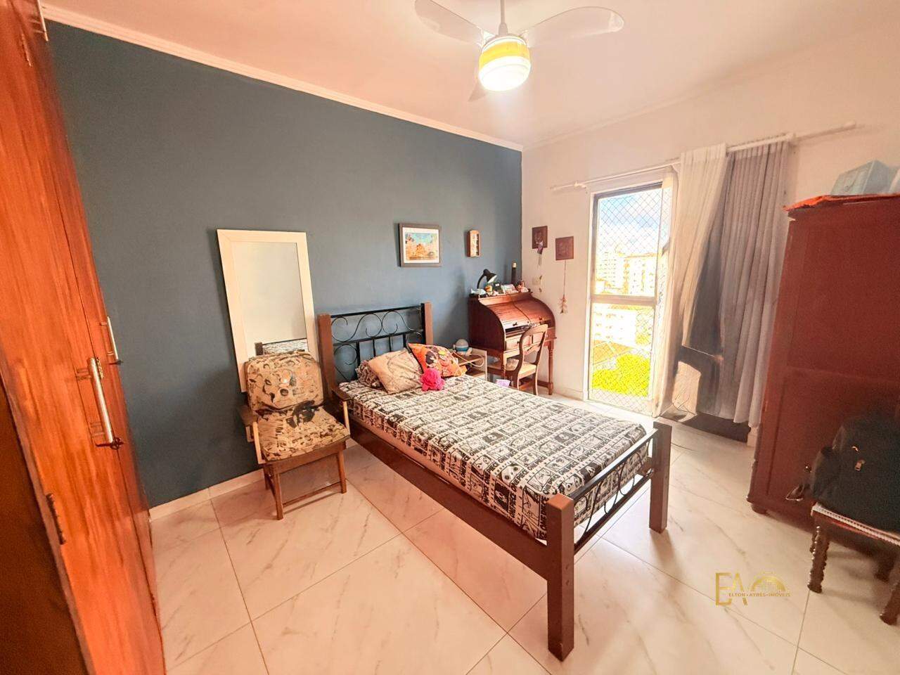 Apartamento à venda no Embaré: 