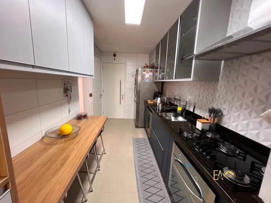 Apartamento à venda no Embaré: 