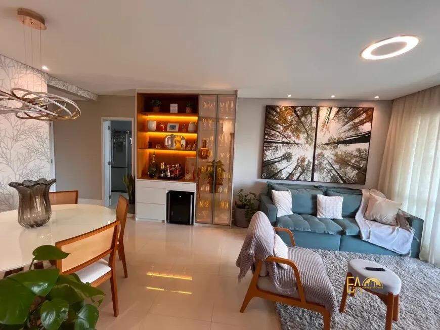 Apartamento à venda no Embaré: 