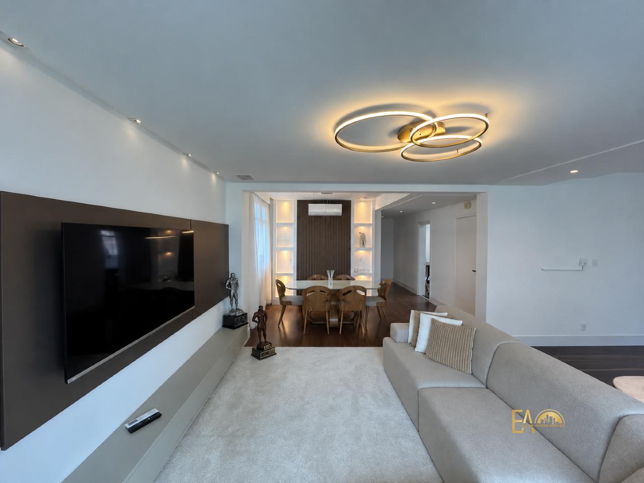 Apartamento à venda em Boqueirão, Santos - SP: