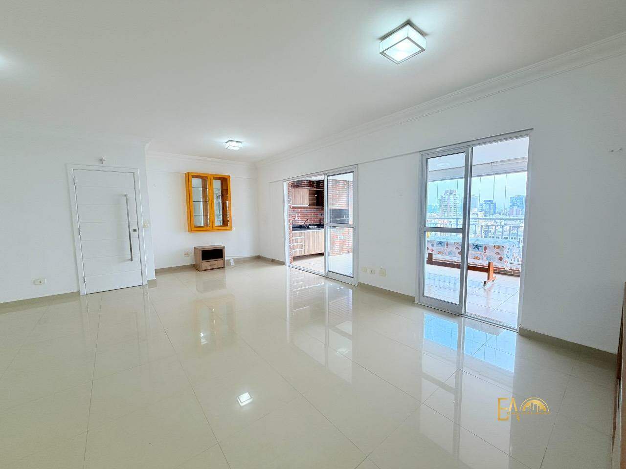 Apartamento à venda em Boqueirão, Santos - SP: