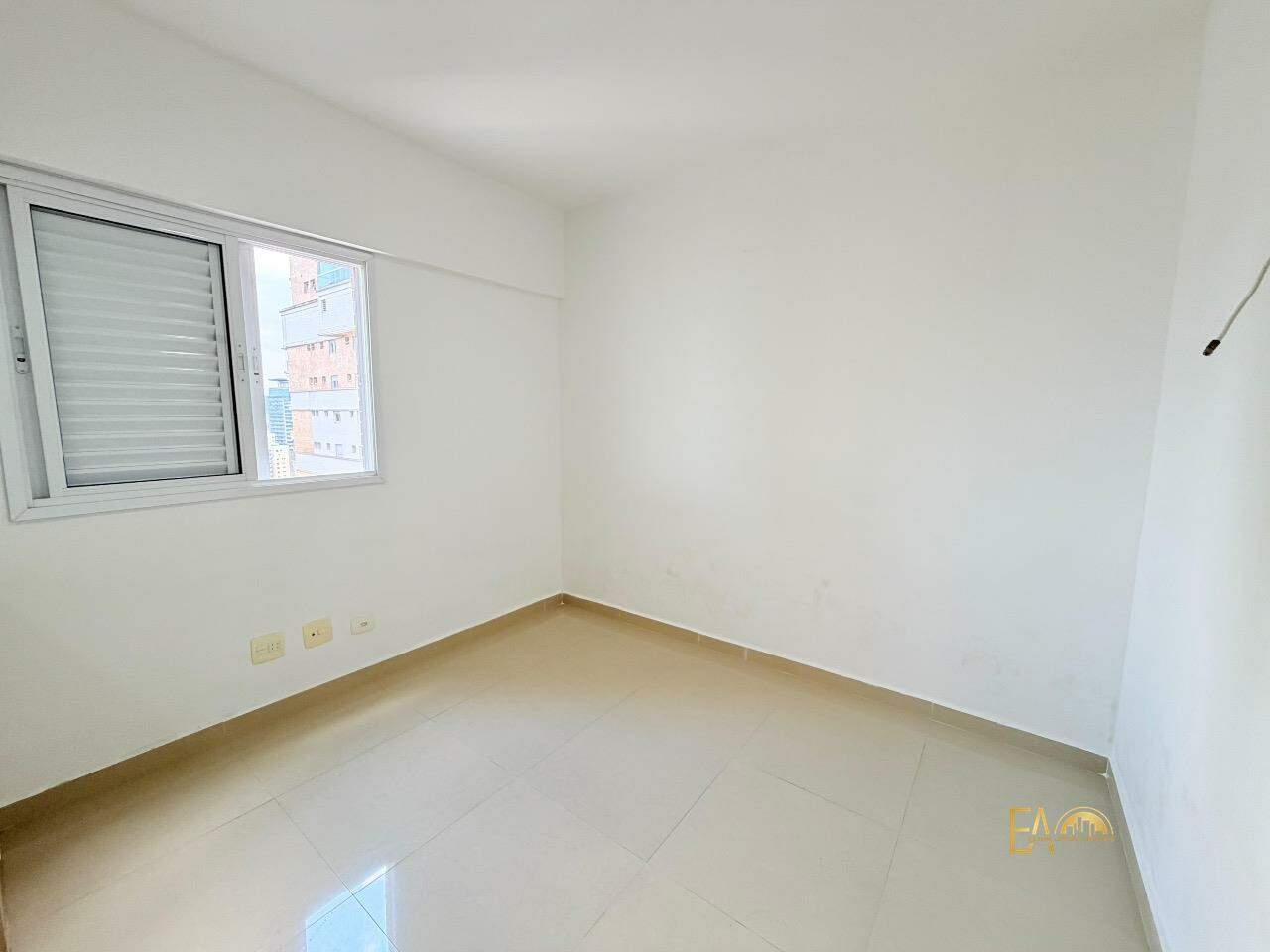 Apartamento à venda em Boqueirão, Santos - SP: