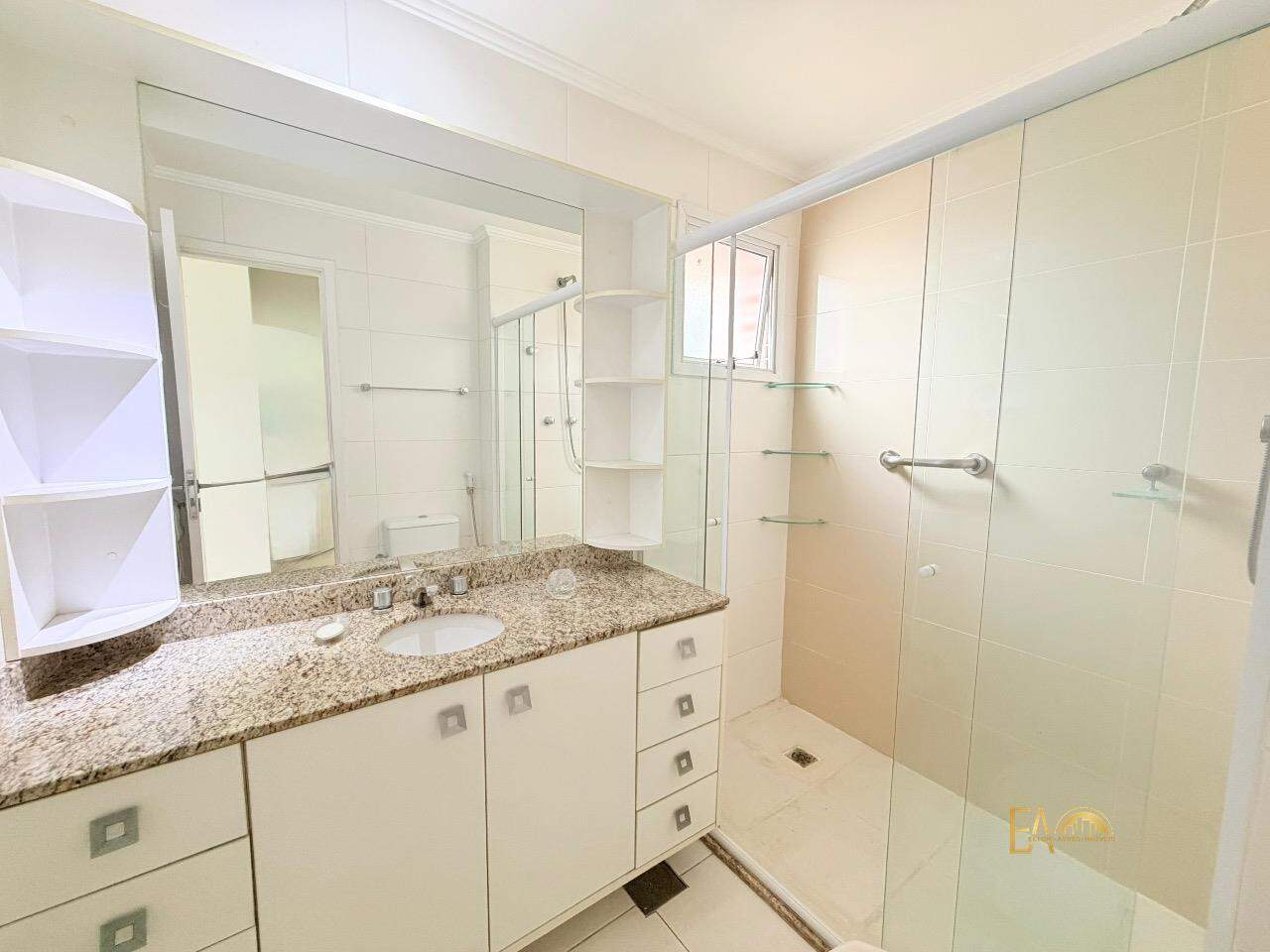 Apartamento à venda em Boqueirão, Santos - SP: