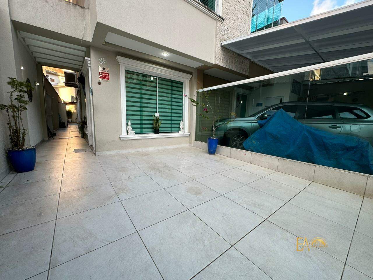  Casa à venda em Ponta da Praia, Santos - SP: 
