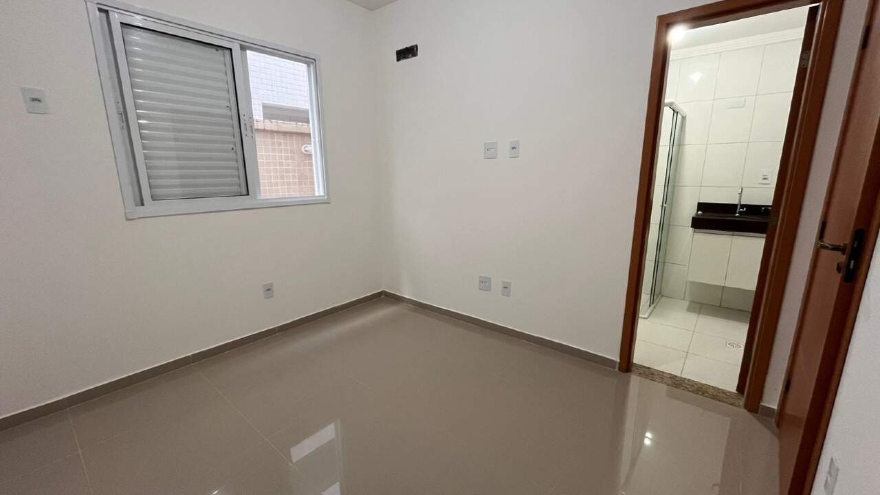Casa à venda em Aparecida, Santos - SP: