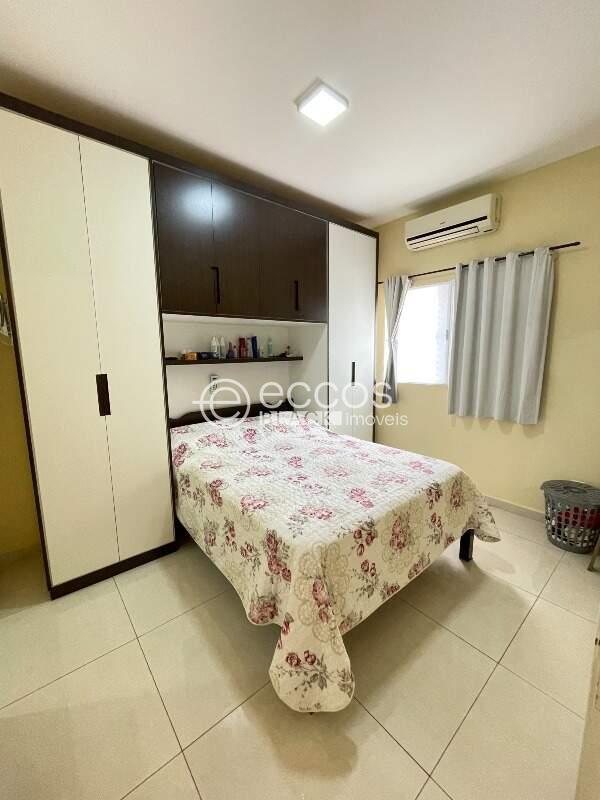 Casa em condomínio à venda no Vila Arquelau: 