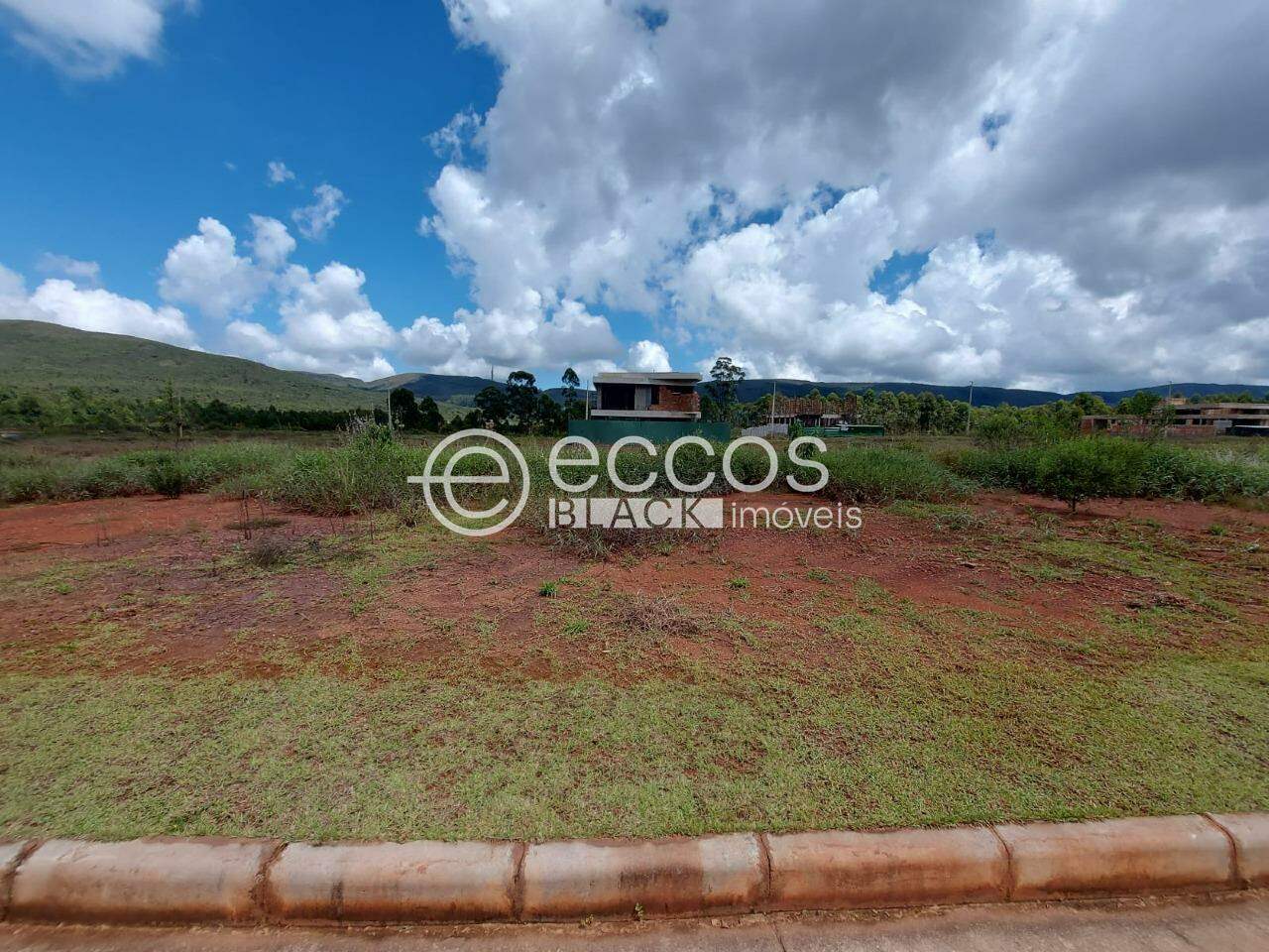 Lote no Condomínio Reserva Laguna