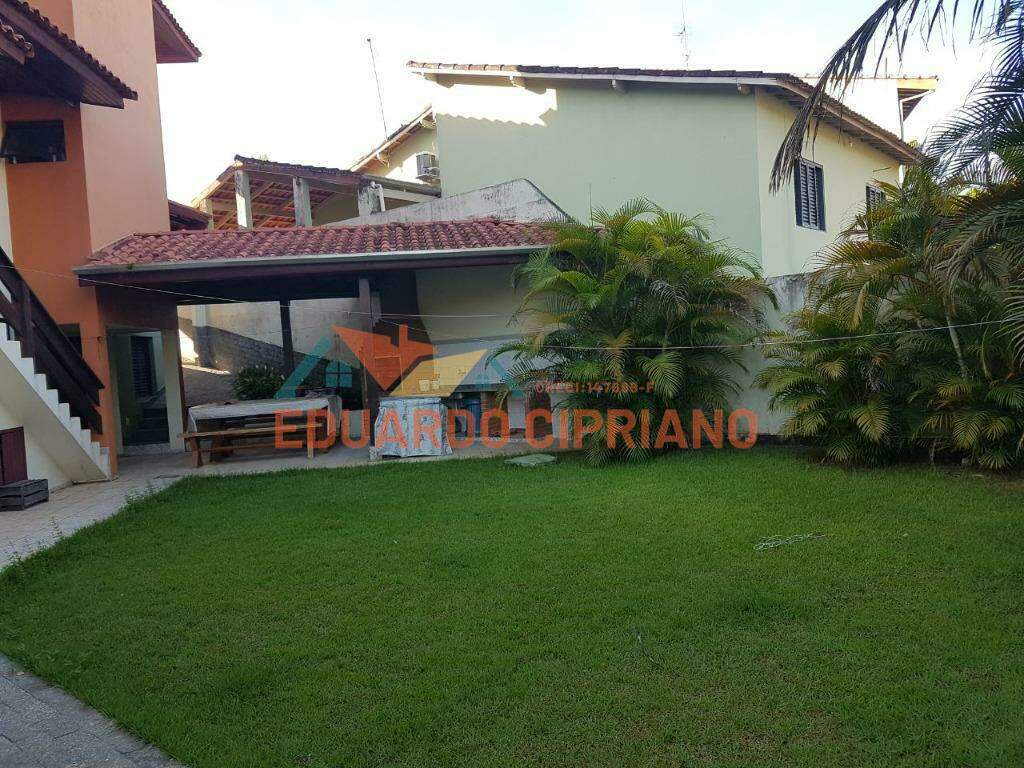 Casa à venda no Jardim Capricórnio: 