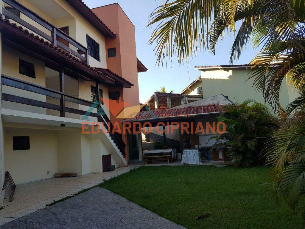 Casa à venda no Jardim Capricórnio: 