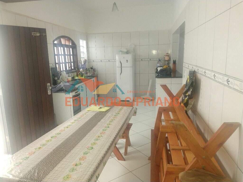 Casa à venda no C Mar: 