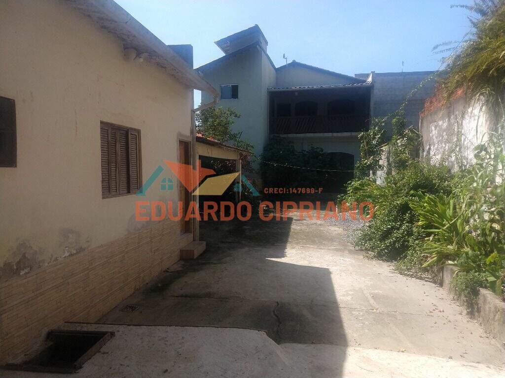 Casa à venda no C Mar: 