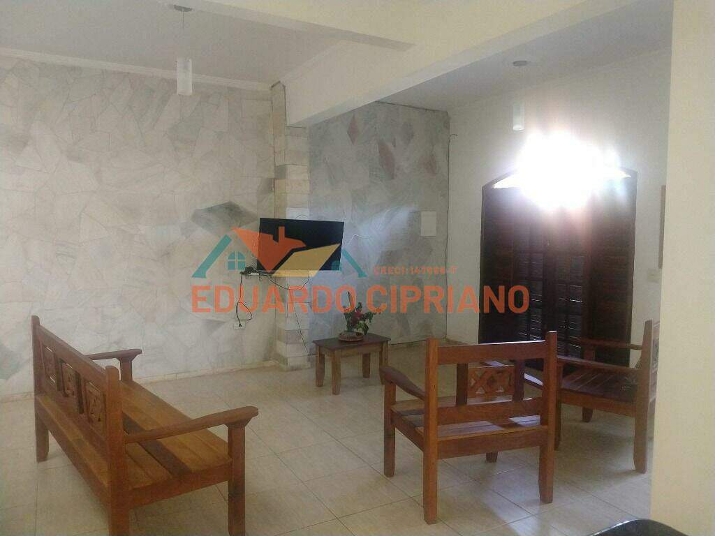 Casa à venda no C Mar: 