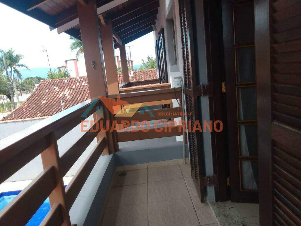 Sobrado à venda no Indaiá: 