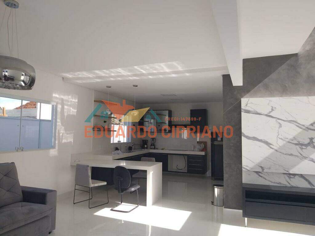 Casa à venda no Massaguaçu: 