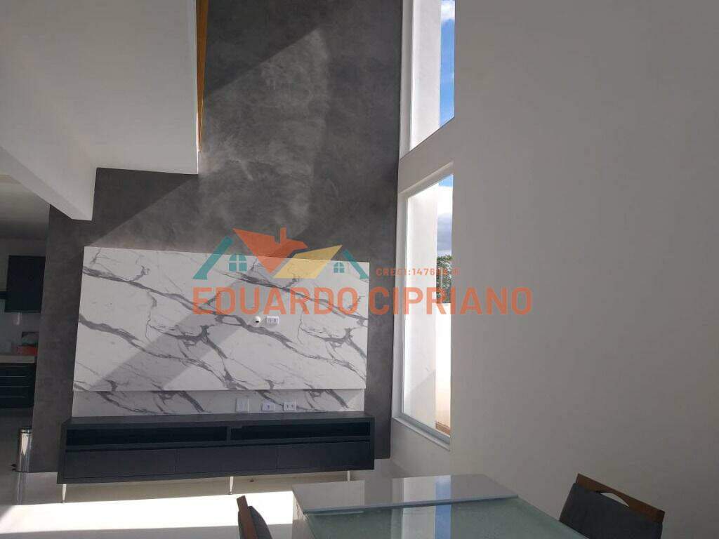 Casa à venda no Massaguaçu: 