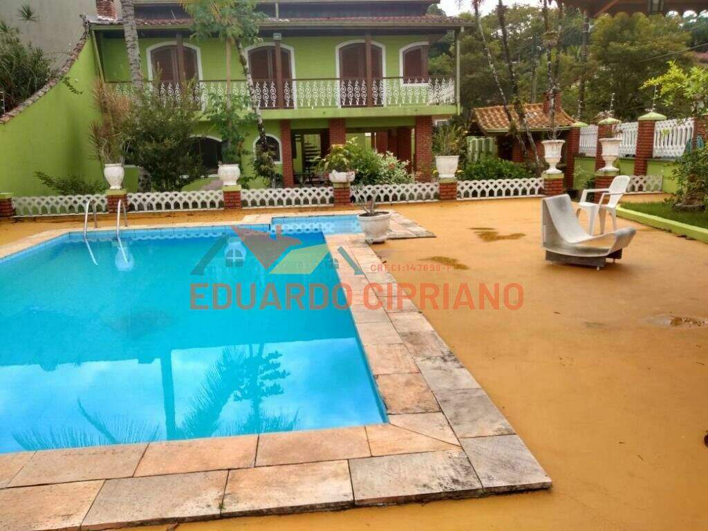 Casa à venda no Martim de Sá: 