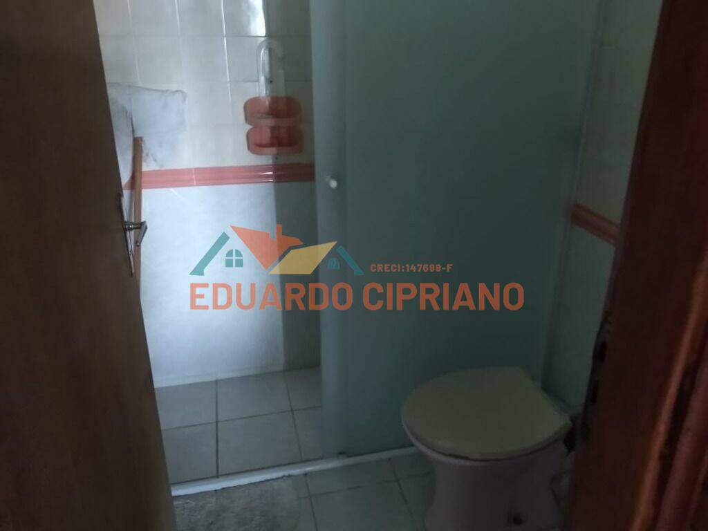 Casa à venda no Martim de Sá: 