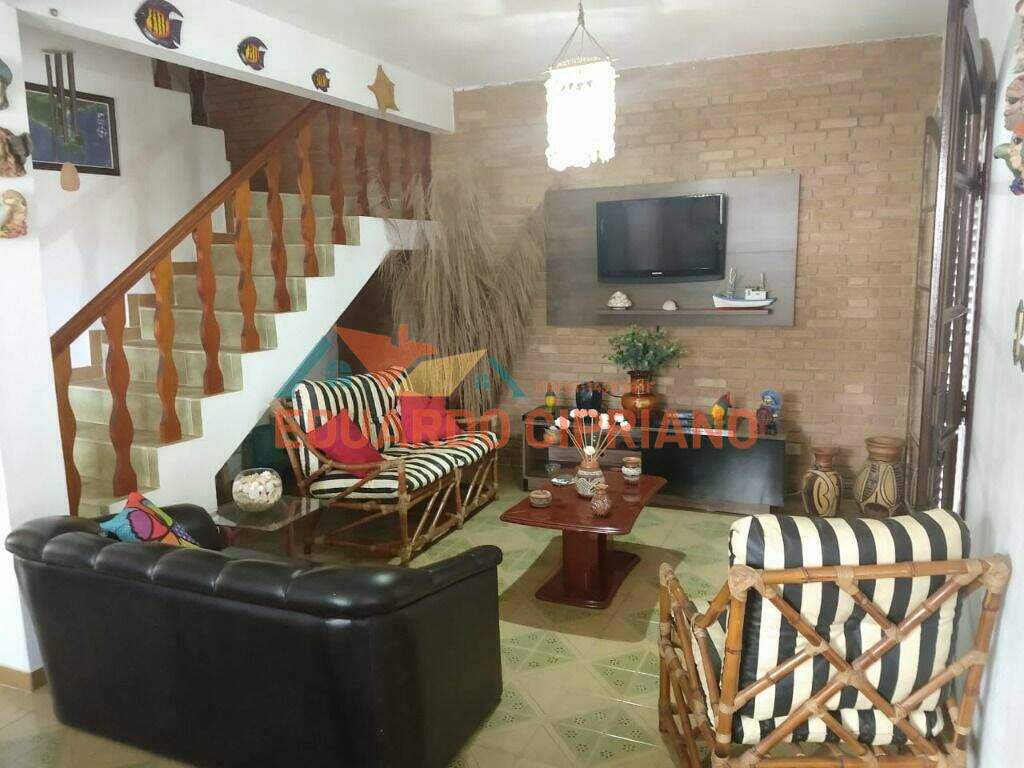 Sobrado à venda no Massaguaçu: 