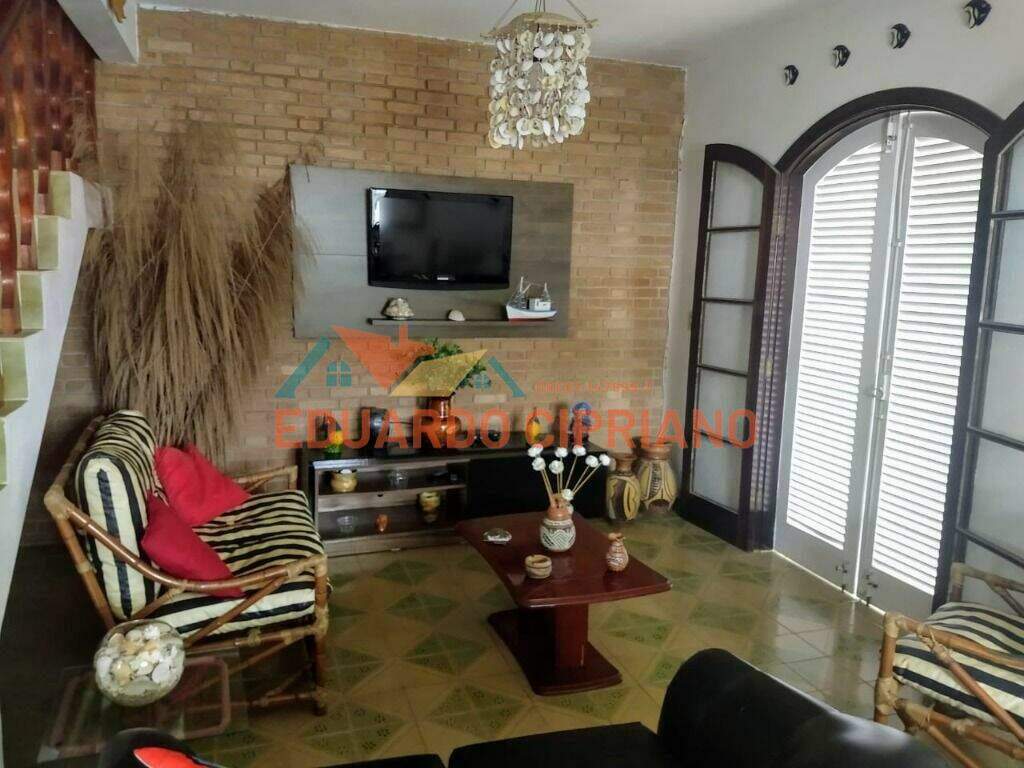 Sobrado à venda no Massaguaçu: 