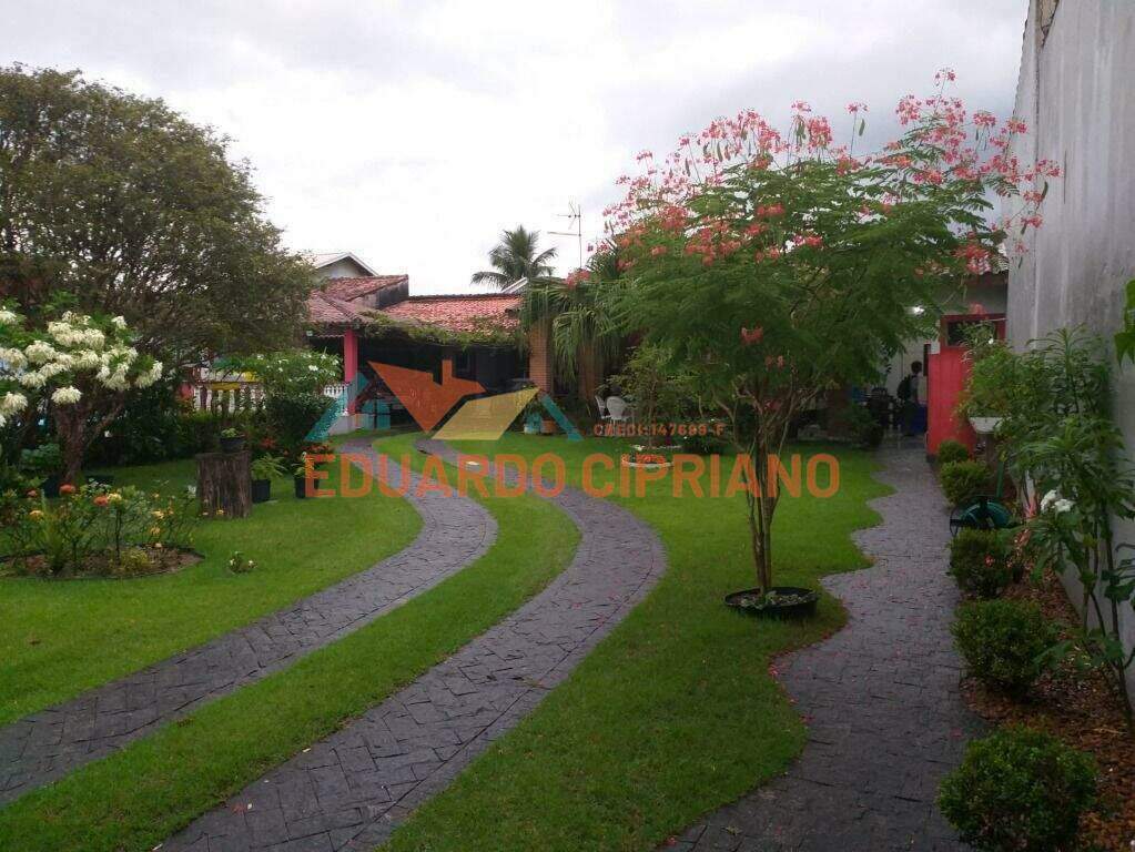 Casa à venda no Indaiá: 