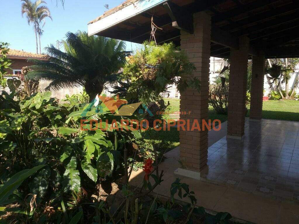 Casa à venda no Massaguaçu: 