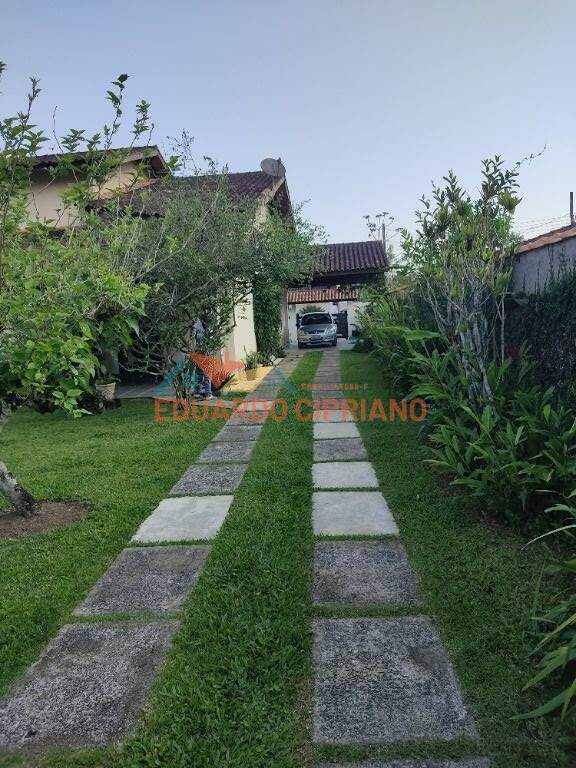 Sobrado à venda no Condomínio Verde Mar: 