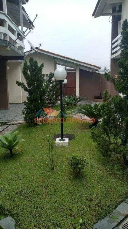 Casa à venda no Balneário Copacabana: 