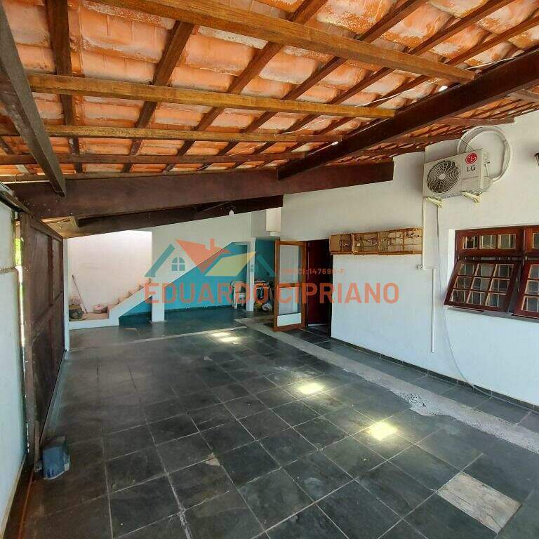 Casa à venda no Praia das Palmeiras: 