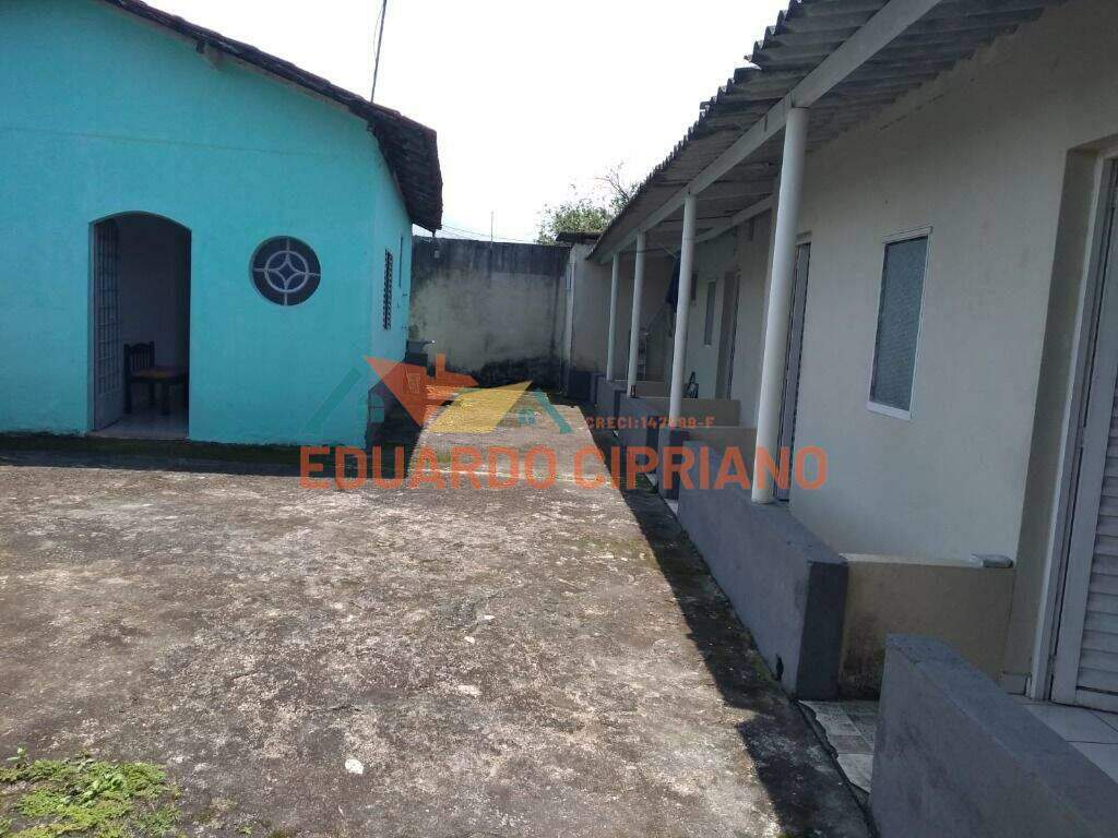 Casa à venda no Martim de Sá: 