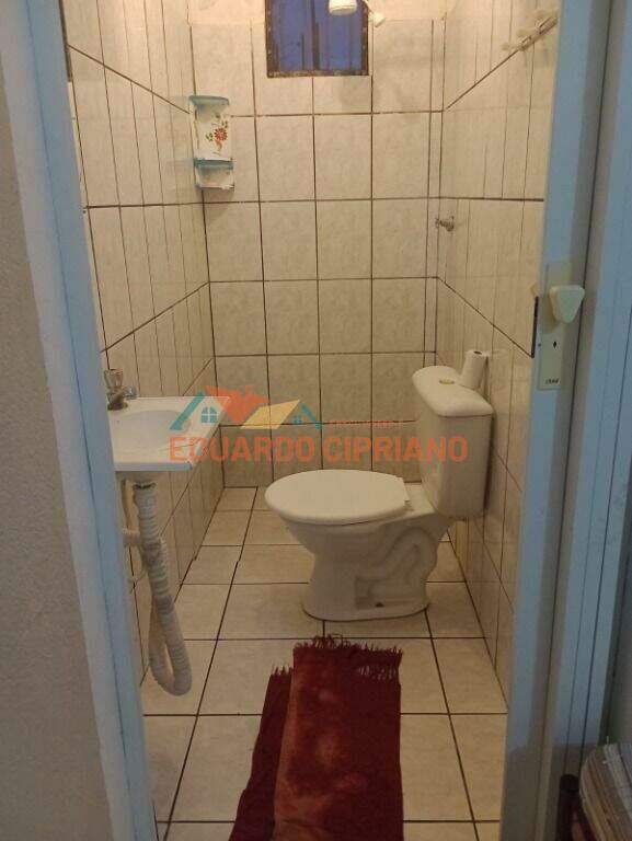 Casa à venda no Martim de Sá: 