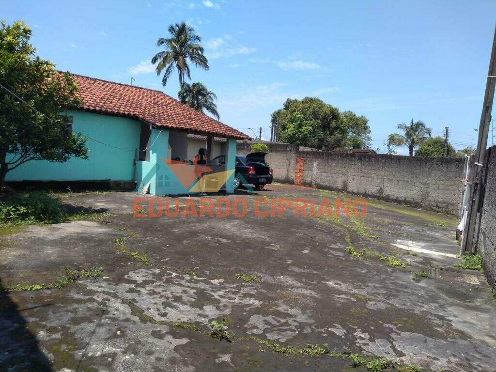 Casa à venda no Martim de Sá: 