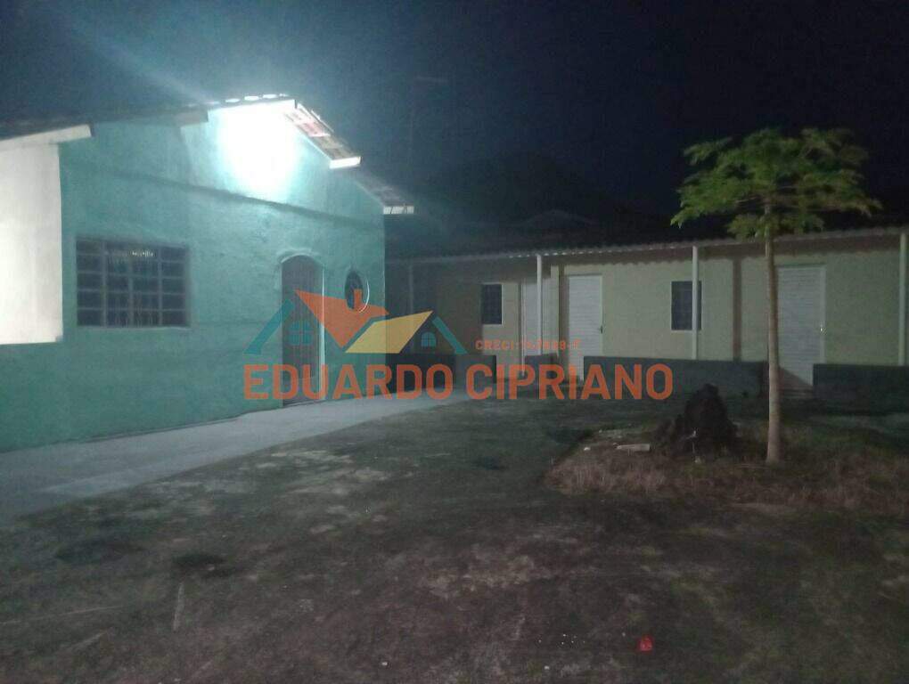 Casa à venda no Martim de Sá: 