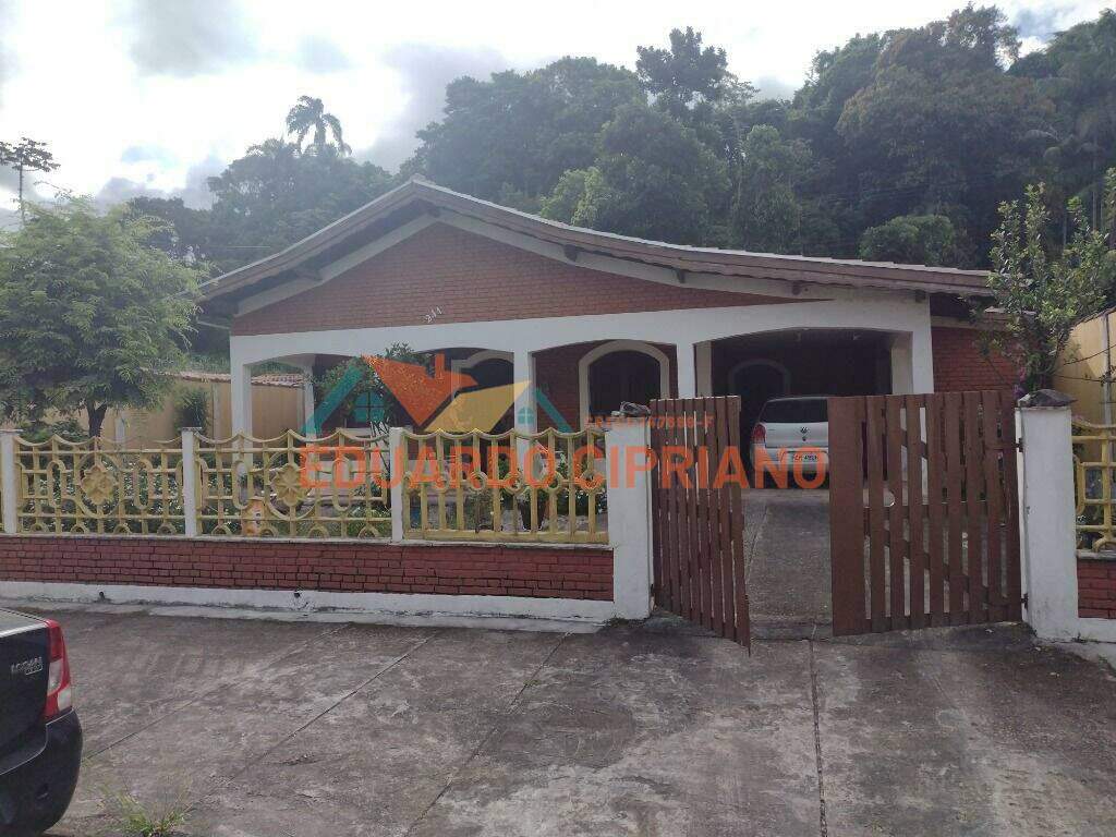 Casa à venda no Massaguaçu: 