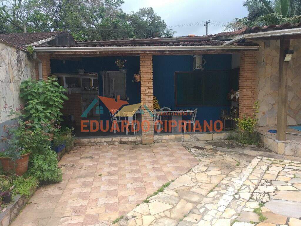 Casa à venda no Massaguaçu: 
