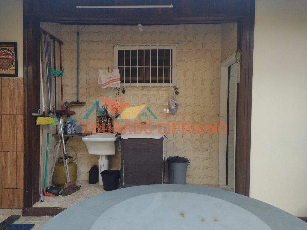 Casa à venda no Massaguaçu: 