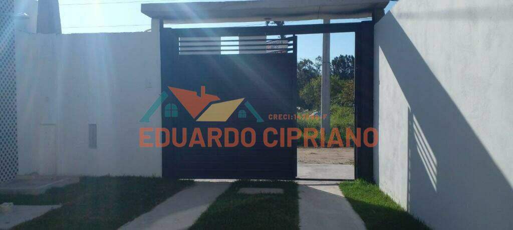 Casa à venda no Balneário dos Golfinhos: 