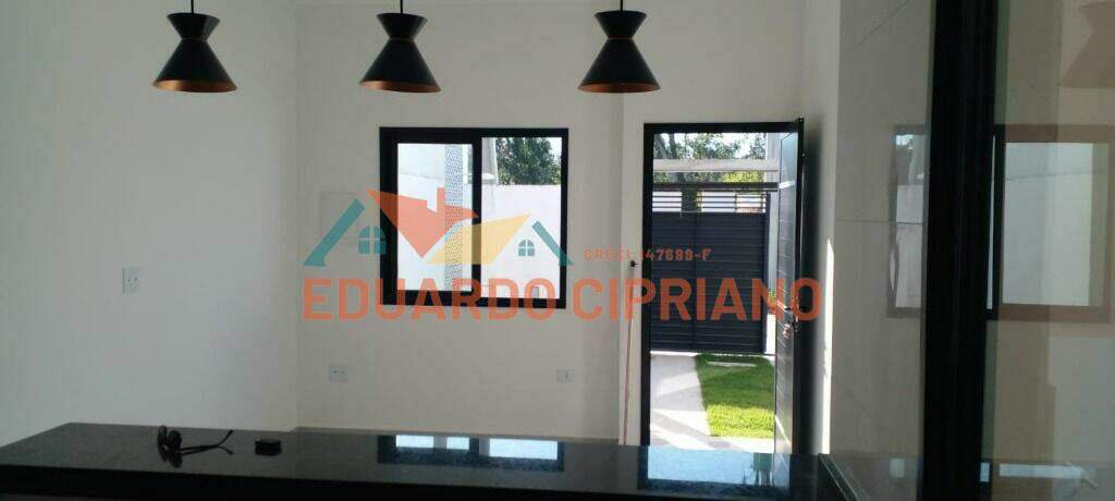 Casa à venda no Balneário dos Golfinhos: 