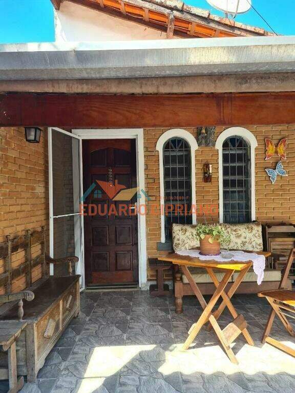 Casa à venda no Caputera: 