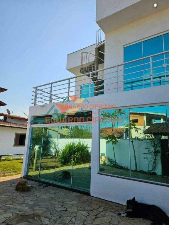 Casa à venda no Massaguaçu: 