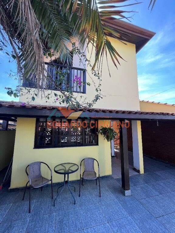 Casa à venda no Indaiá: 