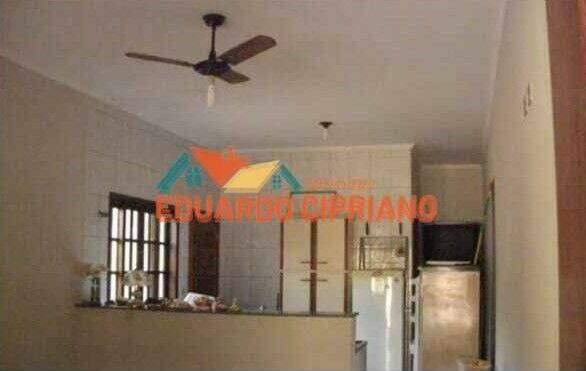 Casa à venda no Massaguaçu: 