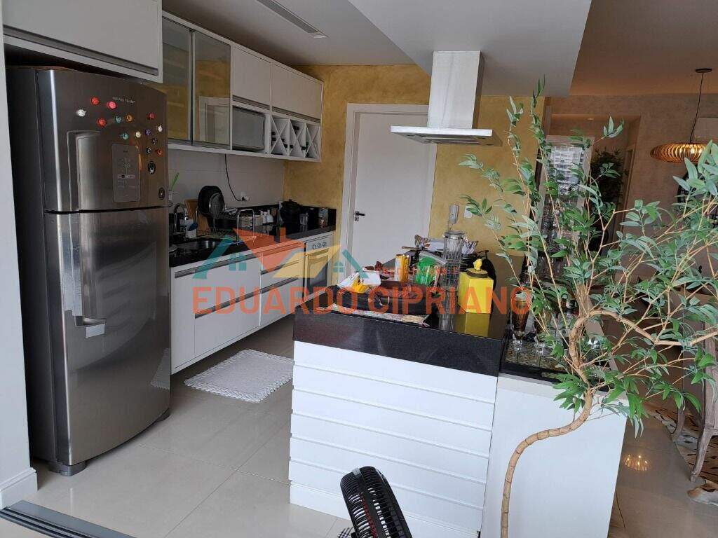 Apartamento à venda no Indaiá: 